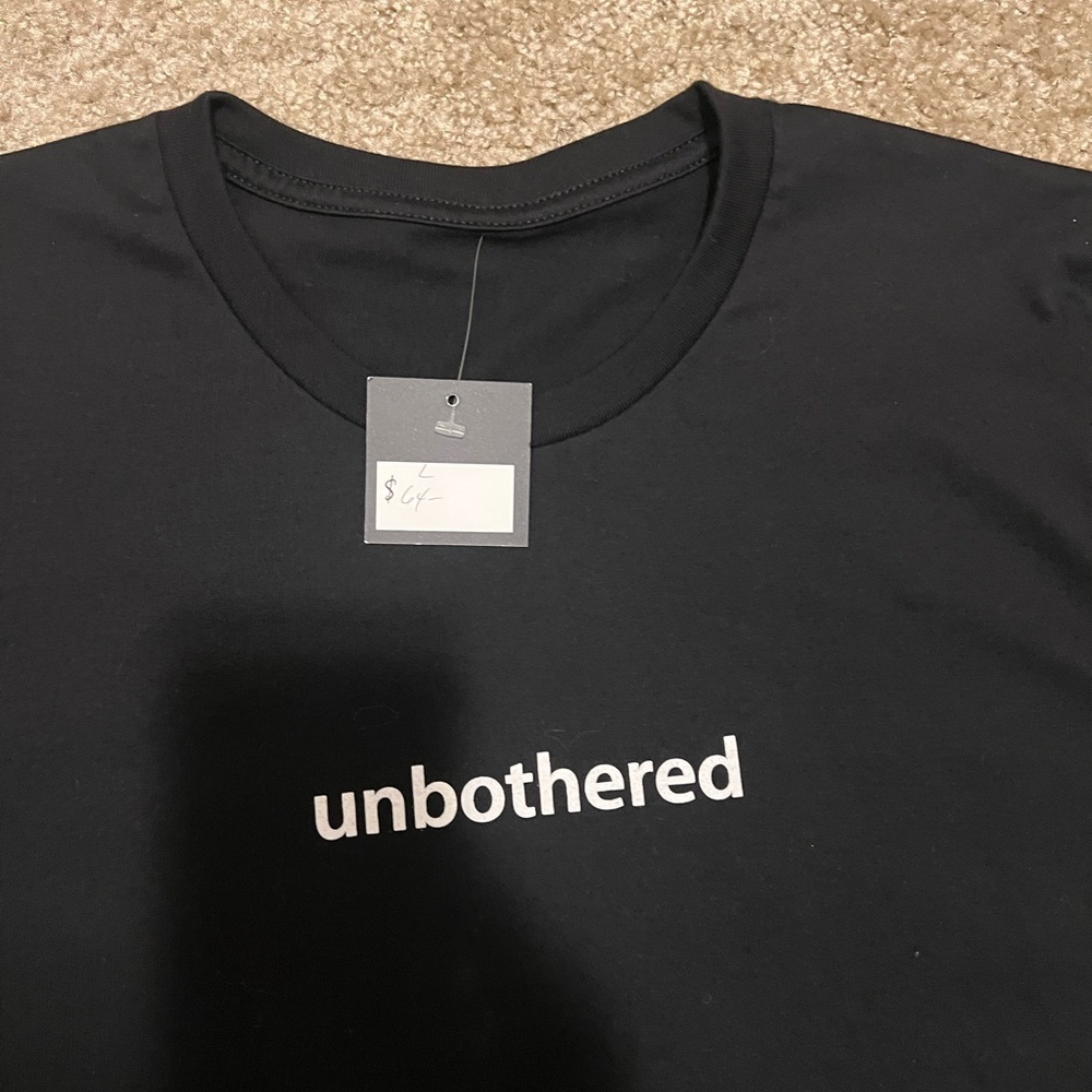 Unbothered black‎ men’s tee large NWT